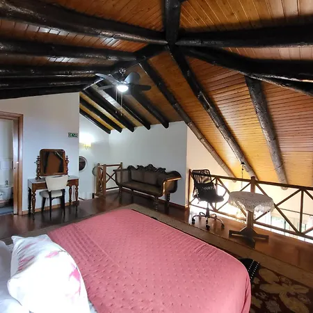 Boutique In Calheta *