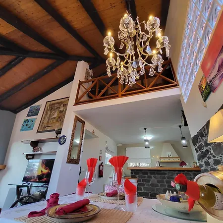 Boutique In Calheta Apartment