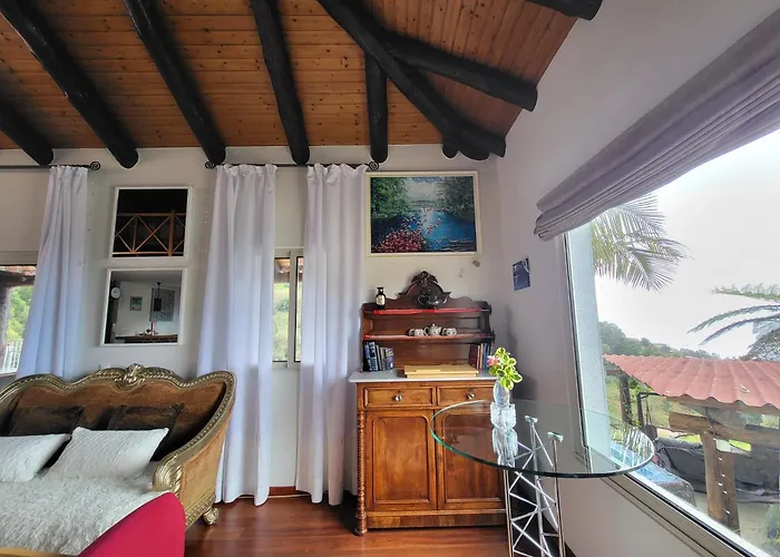 Boutique In Calheta * Arco da Calheta (Madeira)